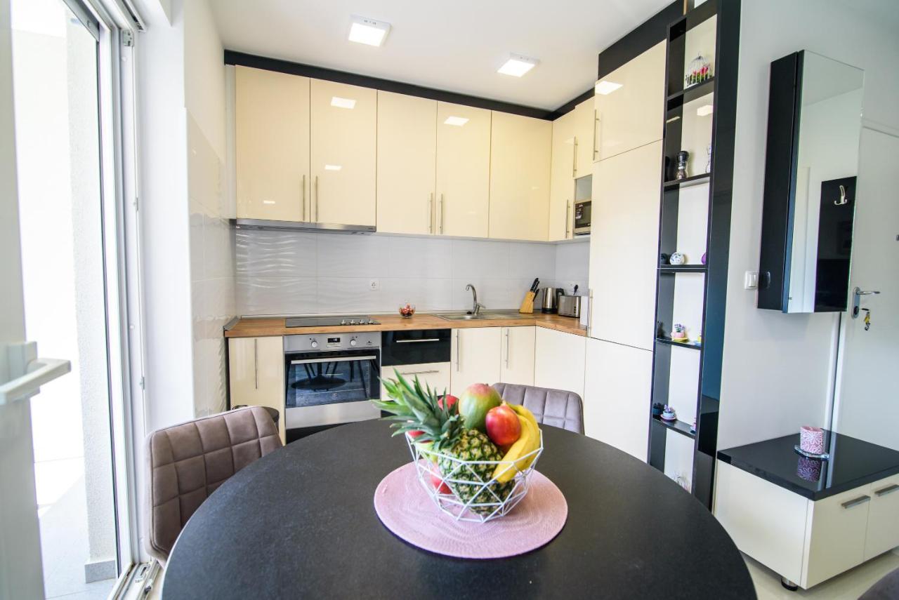 Lorena Luxury Apartment Makarska Bagian luar foto