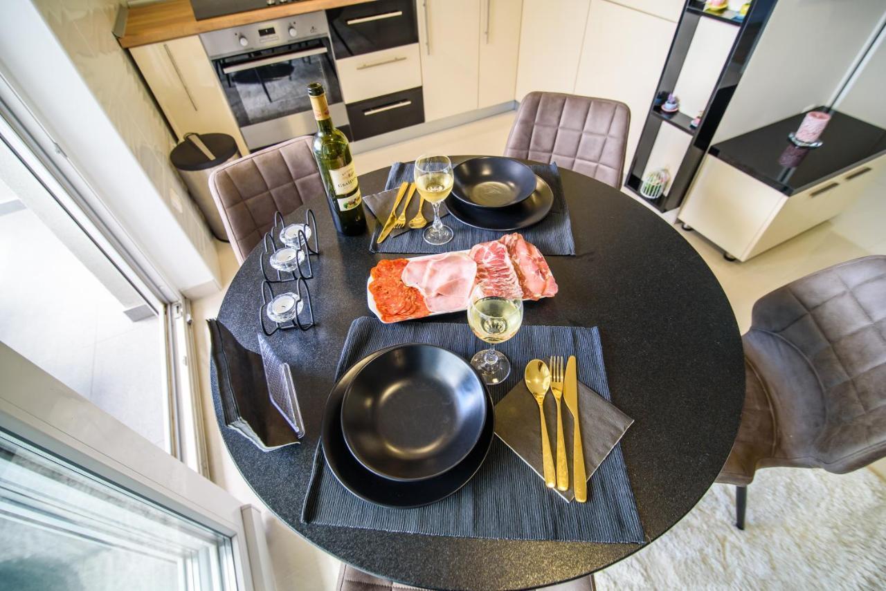 Lorena Luxury Apartment Makarska Bagian luar foto